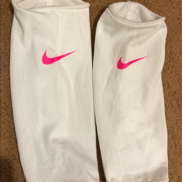 Soccer shin pads - Picture 2 of 6